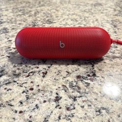 Red Beats Pill Speaker (USB-C)