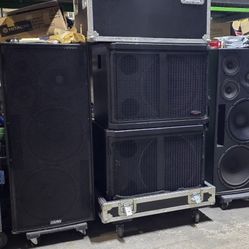 EAW LA325,S + APOGEE AE-SB SUBS W/TOURING CASES Touring Speakers