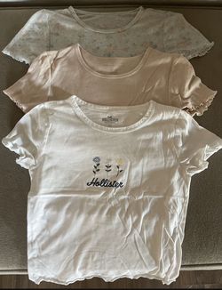 SO MUCH GIRL CLOTHES! 