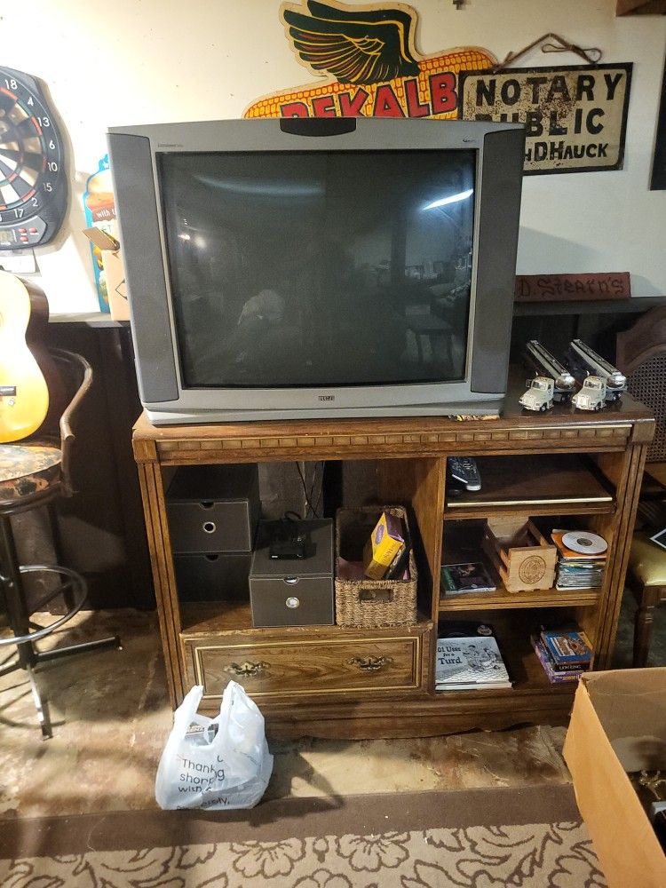 RCA TV 32 Inch. Wooden Entertainment Cabinet. Tv Is Not A Flat Screen.
