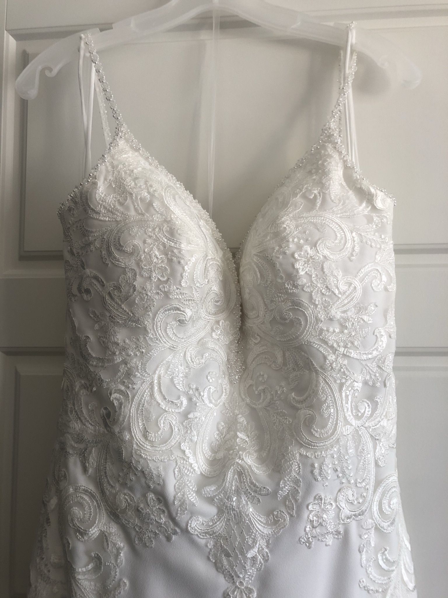 BRAND NEW WEDDING DRESS