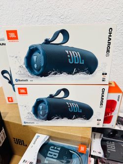 JBL Charge 6 Bluetooth Speaker – Blue