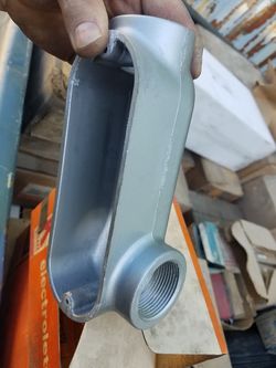 1-1/4" conduit 90 deg. box