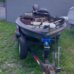 1995 20’ Ranger Bass Boat & Trailer 