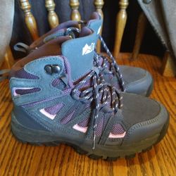 Denali  Girls Size 1 Hiking Boots Like New