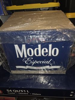 New Cerveza Modelo cooler
