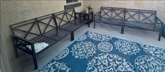 $450 NEEDS CUSHIONS IN GREAT CONDITION