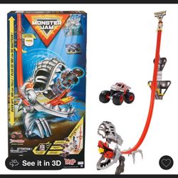 NIB Monster Jam Thunderroarus Drop Toy