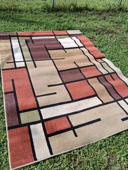 LOTS OF VERY NICE 5 BY 7 AREA RUGS