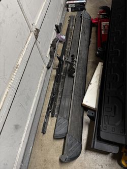 5 gen 4Runner OEM running boards steps