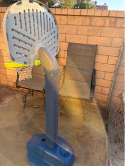 Little tykes basket ball hoop