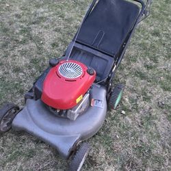 Craftsman Lawnmower 22inch Cut Side Discharge  Push, With Bag 