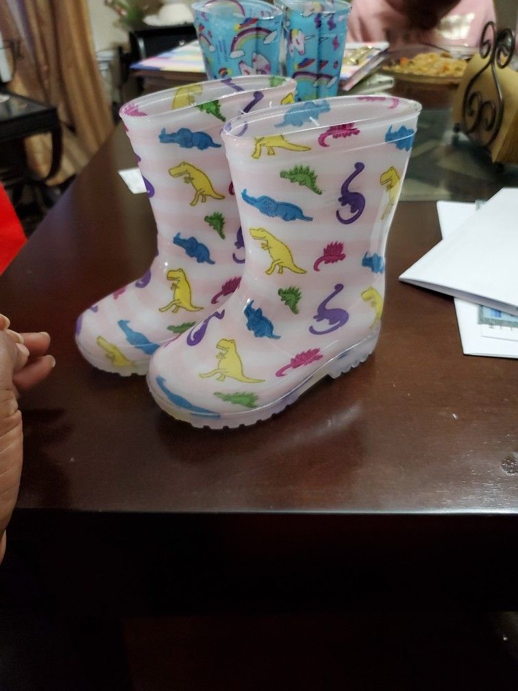 Size 9-10 Rain Boot