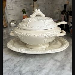 Italian Early 20th C.  Soup Tureen 