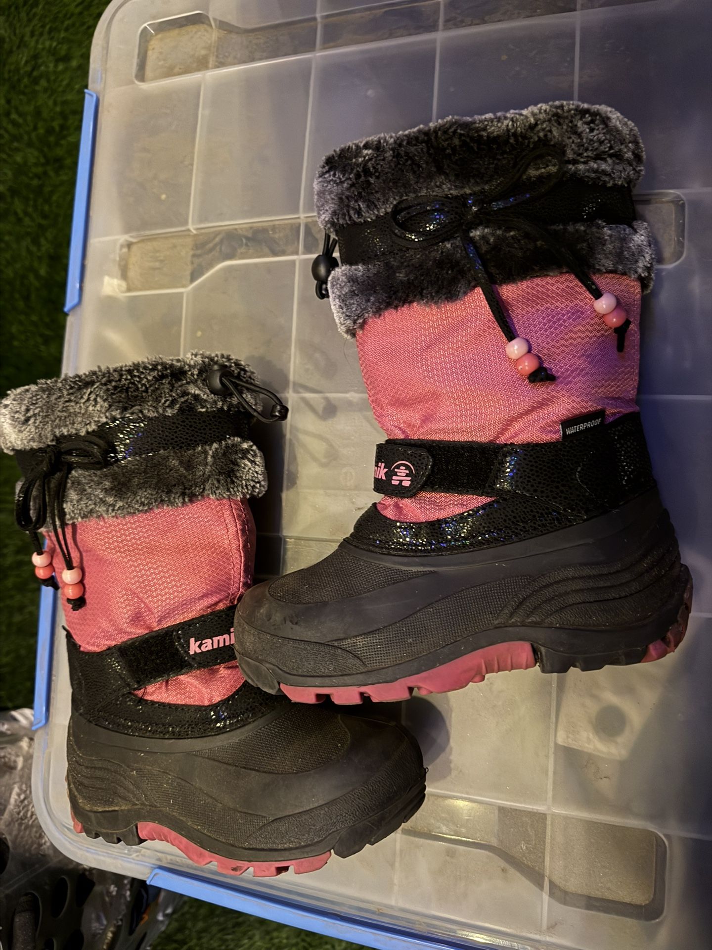 Kamik Girl Snow Boots Size 13 Youth