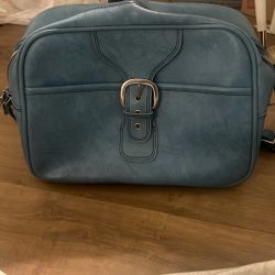  Vintage Briefcase/ Carry On 