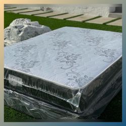 Queen size mattress/ Colchon