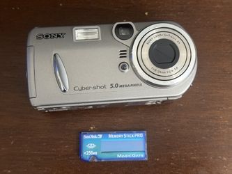 Sony Cybershot 5MP Digital Camera