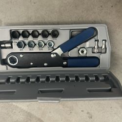 Squeeze Wrench Set
