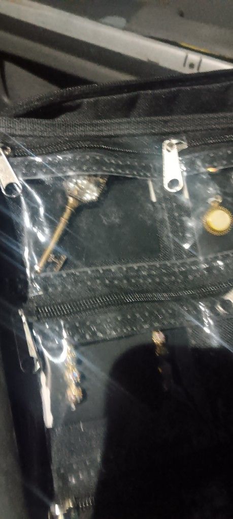 Prestine Jewelry Gems