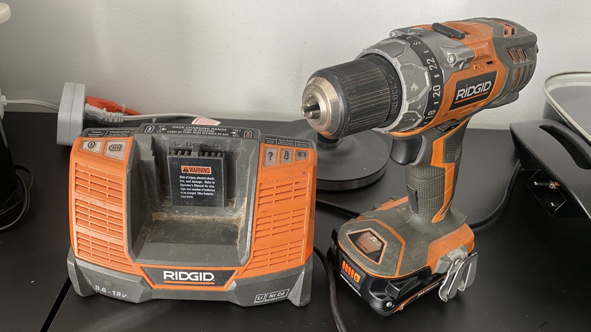 RIDGID R86008 1/2” inch 18v Cordless Power Drill / Battery / Charger