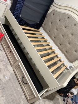Twin bed