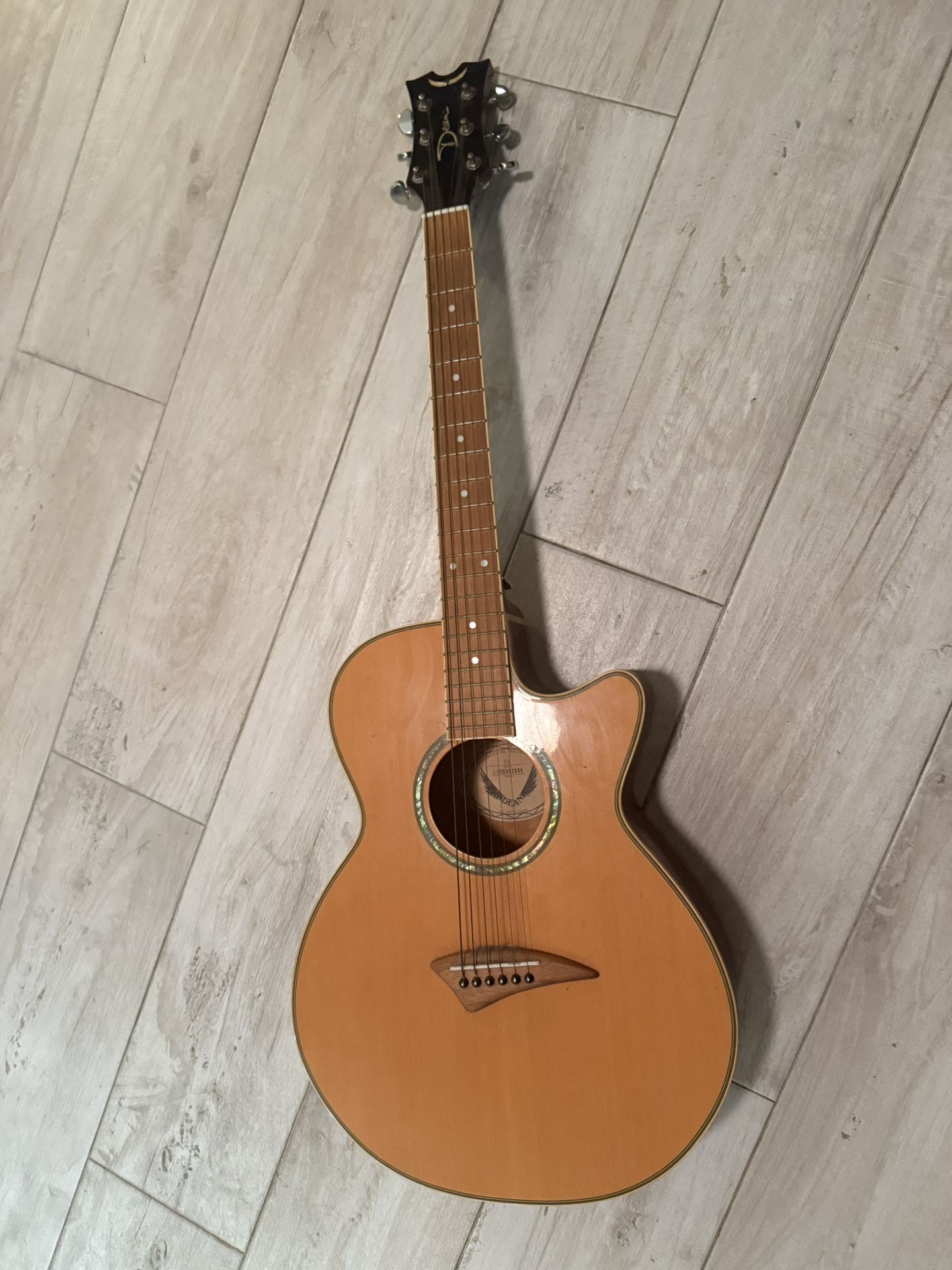 Acoustic Guitar With Amp And Wa Wa Pedal