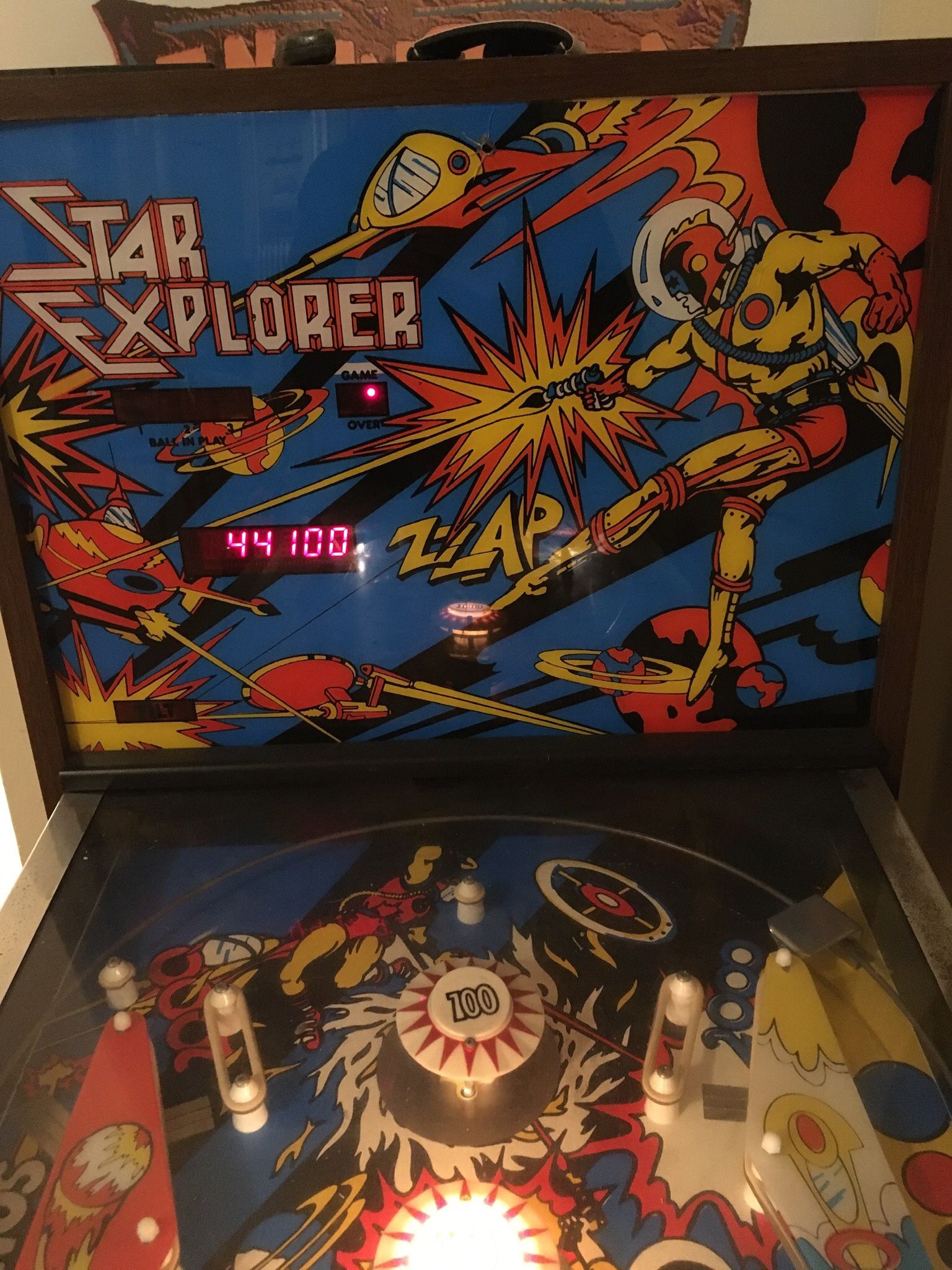 Retro/vintage Pinball Machine