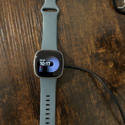 Fitbit Versa 4 Smart Watch 