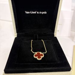 *BEST OFFER* Van Cleef Necklace
