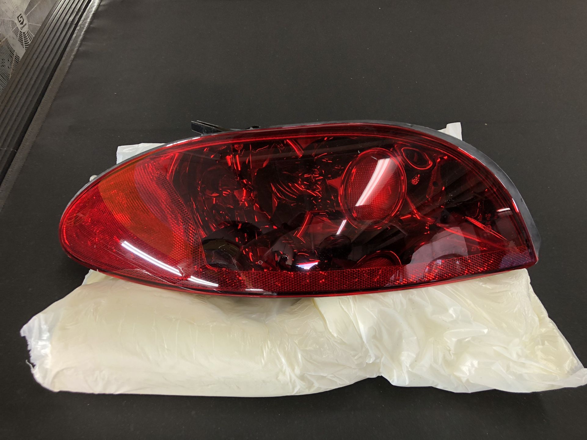 2003-2008 Dodge Viper Tail Lamp.