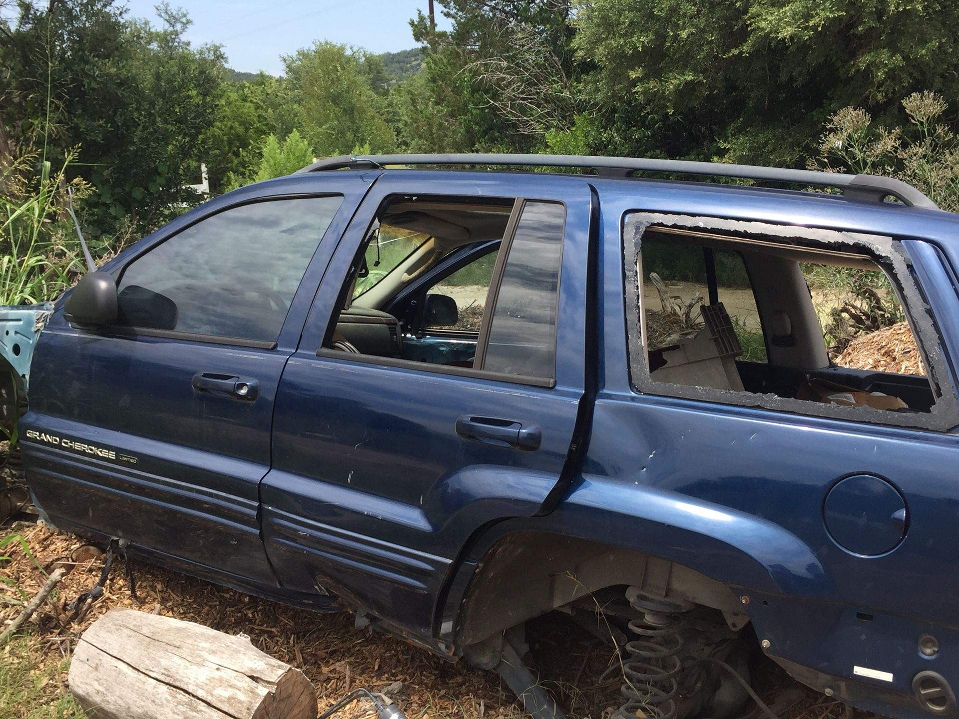 Parting out Jeep grand Cherokee