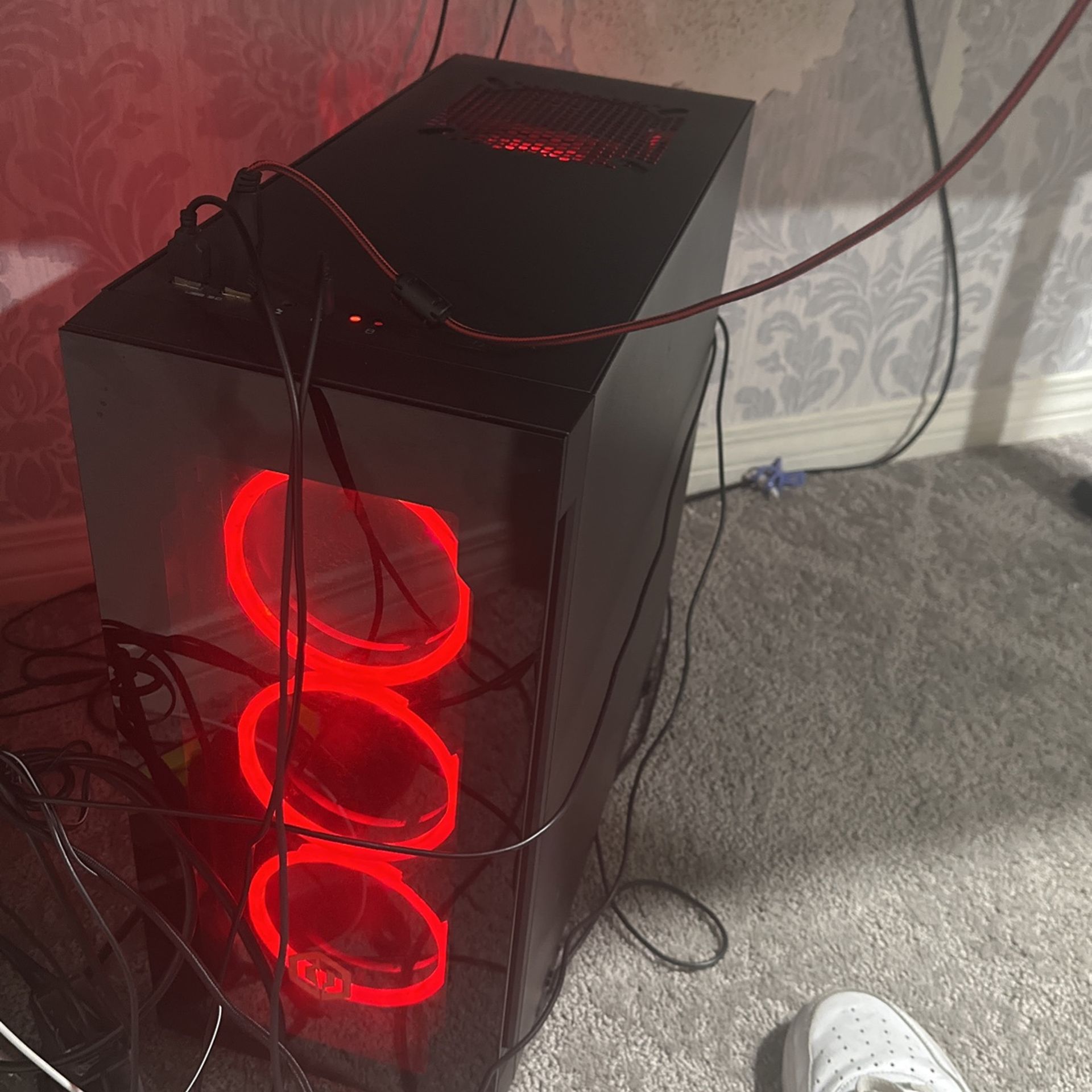 CyberPowerPC Gamer Xtreme VR Gaming PC, Intel Core i7-13700F 2.1GHz, GeForce RTX 4060 Ti 16GB, 16GB DDR5, 1TB NVMe SSD, Wi-Fi Ready & Windows 11 Home 