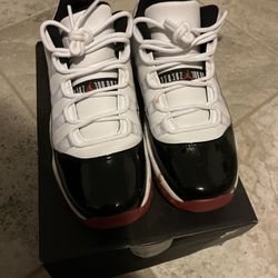 Air Jordan 11 Retro Low 