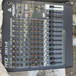 Peavey RQ 3014 mixing console