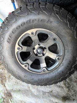 FUEL RIMS w/ Tires