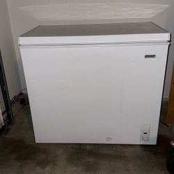 Deep Freezer - Idylis Household 
