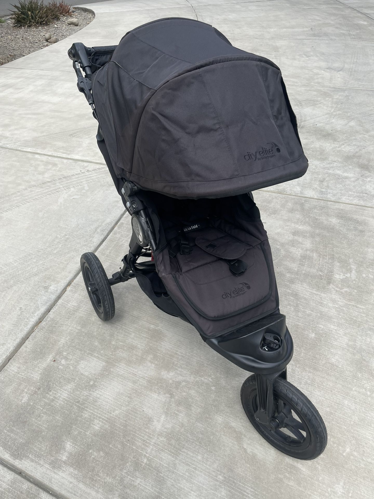 Stroller - Baby Jogger City Elite
