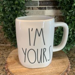 Rae Dunn I’m Yours Mug 🤍