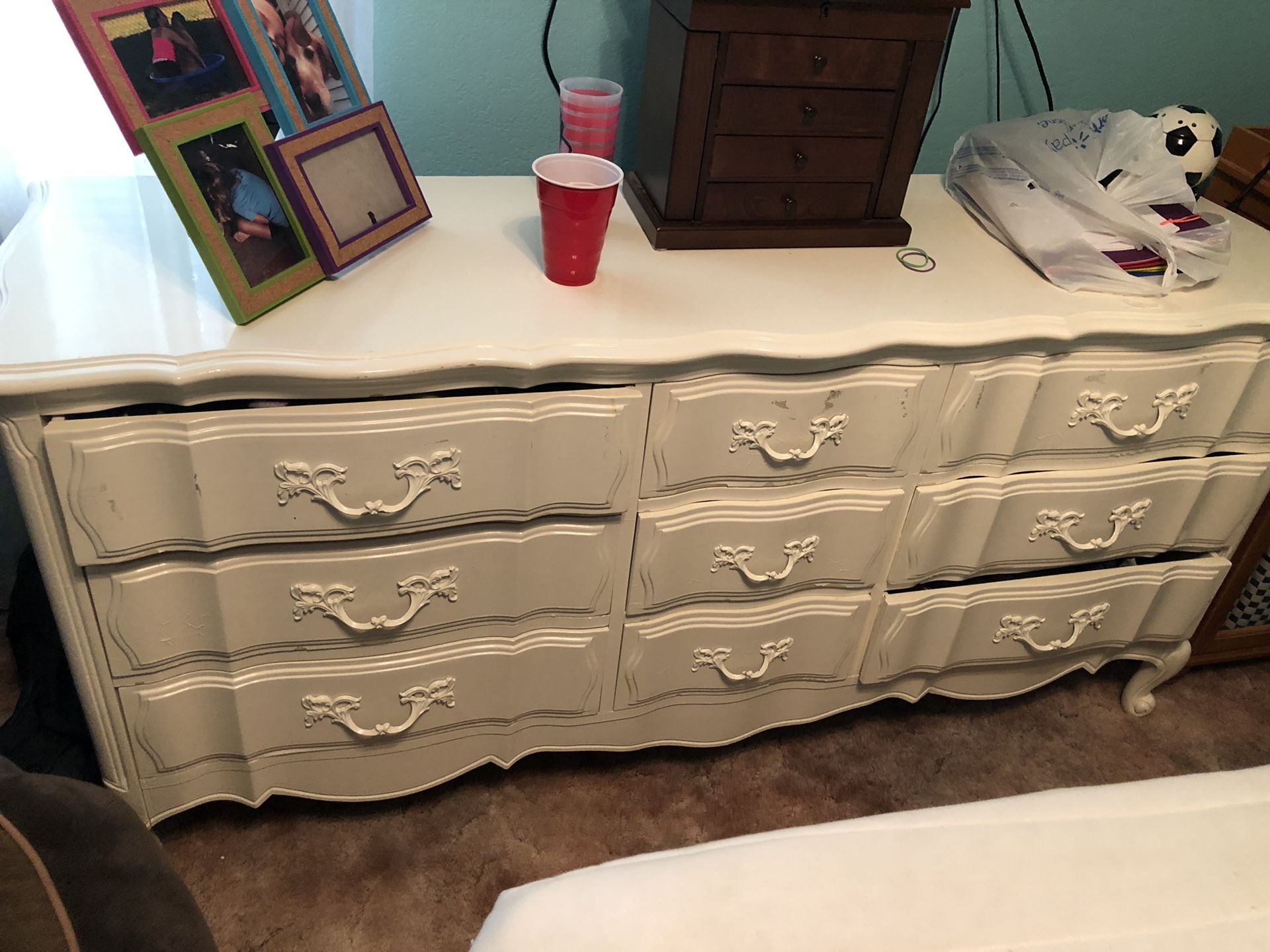 Vintage white dresser