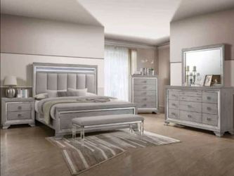 Brand New! 7pc Queen/king Bedroom Set😍
Take it home with $49down
Hablamos Español Y Financiamos🙋