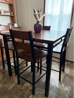 Dinning table