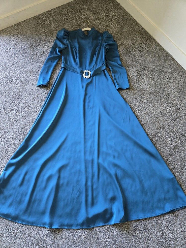 Modelyn Women's Solid Color Puff Sleeve Arabian Modest Long Sleeve Dress