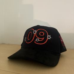 El 09 hat