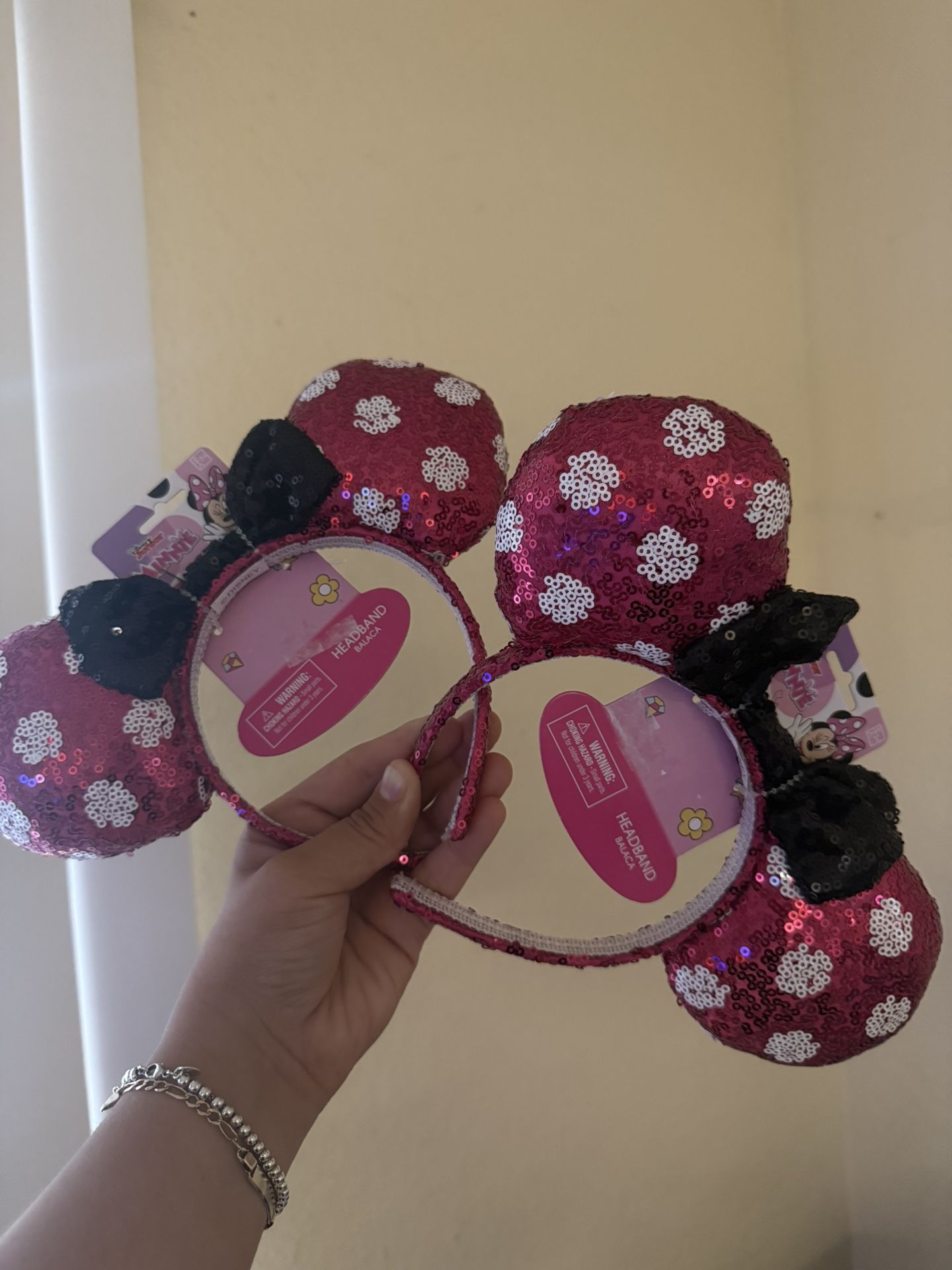 Minnie Mouse ears 
