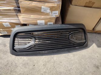 Big Horn 2500... 2014 To2018 Grill, No Lights, No Emblem... New