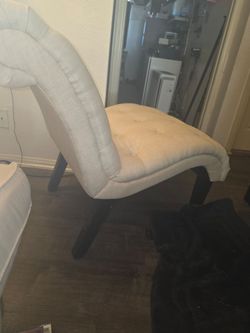 Tufted Accent Chair with Dark Wood Legs