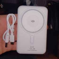 Small Portable Fast Charger