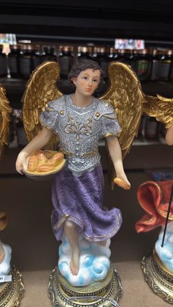 Arcangel Baraquiel - estatua