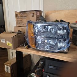 Headlight Assemblies 2007-2013 Silverado 